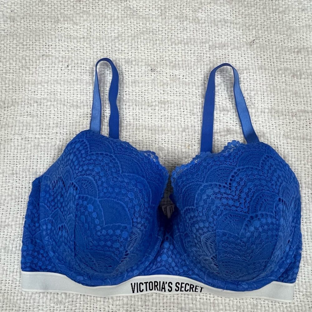Victoria's Secret Sapphire Lace Bra